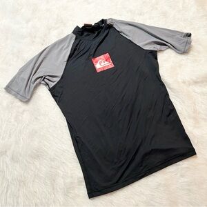 Quiksilver Rash Guard